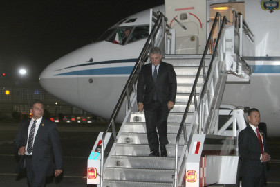 Iván Duque llega a México; sostendrá reunión con AMLO