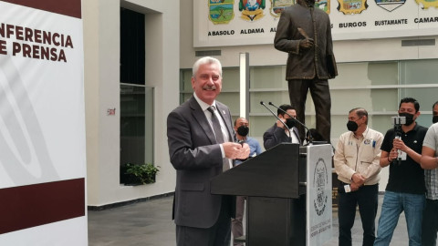 Cuestiona Zertuche Zuani a ex diputados de dónde sacaban recursos para asesores