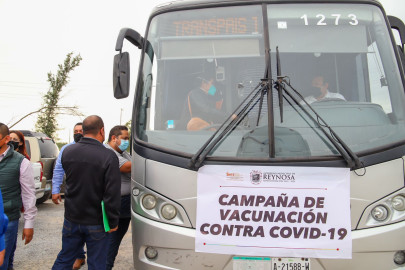 Continúa campaña de vacunación contra el COVID-19 a maestros de la región