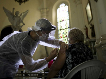 OMS anuncia que hay 7 u 8 candidatas “principales” para vacuna por COVID-19