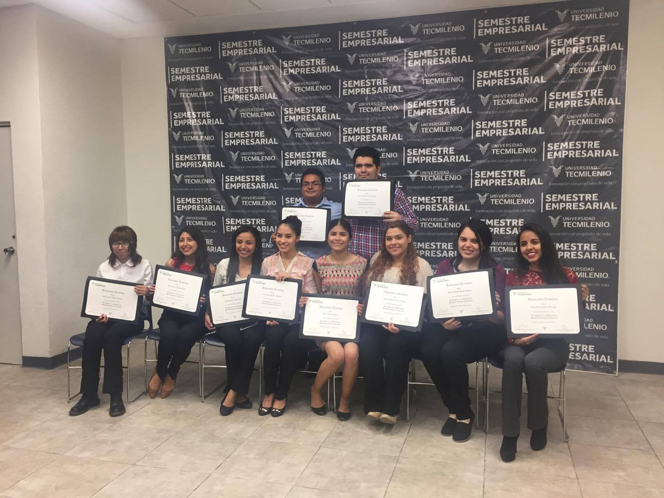 Concluyen semestre empresarial estudiantes de Tec Milenio