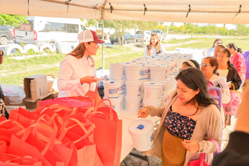 Unen esfuerzos DIF-Reynosa y ciudadanía en colonia Nuevo Amanecer