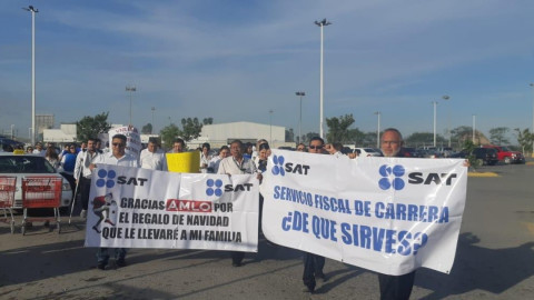 101 empleados del SAT se manifiestan en Matamoros