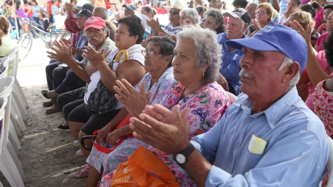 Atienden a más de 550 en audiencia en la José López Portillo
