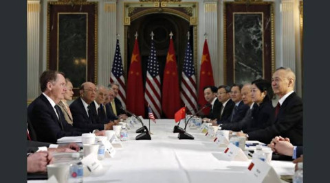 China y EU reanudan sus conversaciones comerciales en Washington