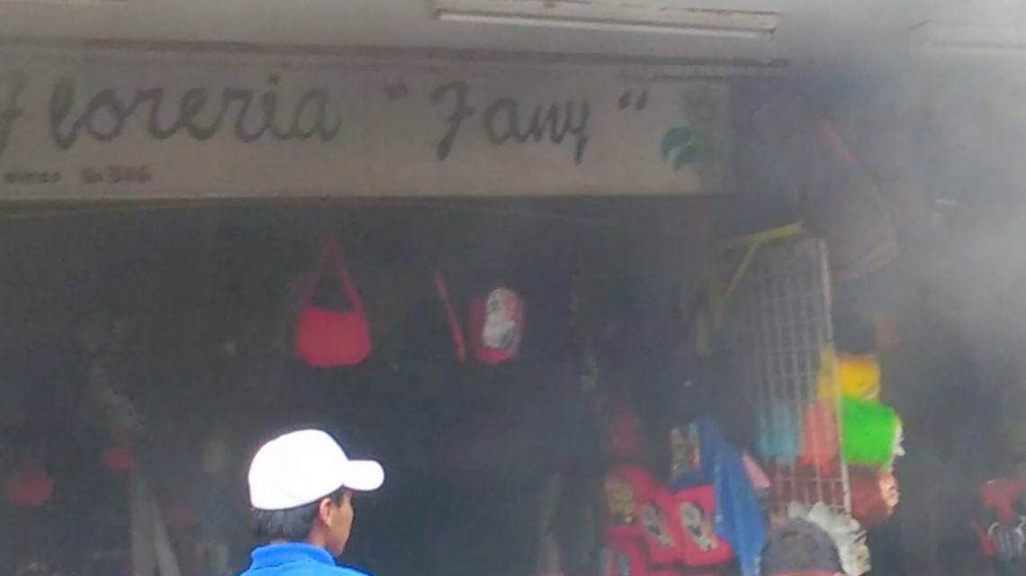 Dantesco incendio en la zona centro de Tampico afecta 3 negocios