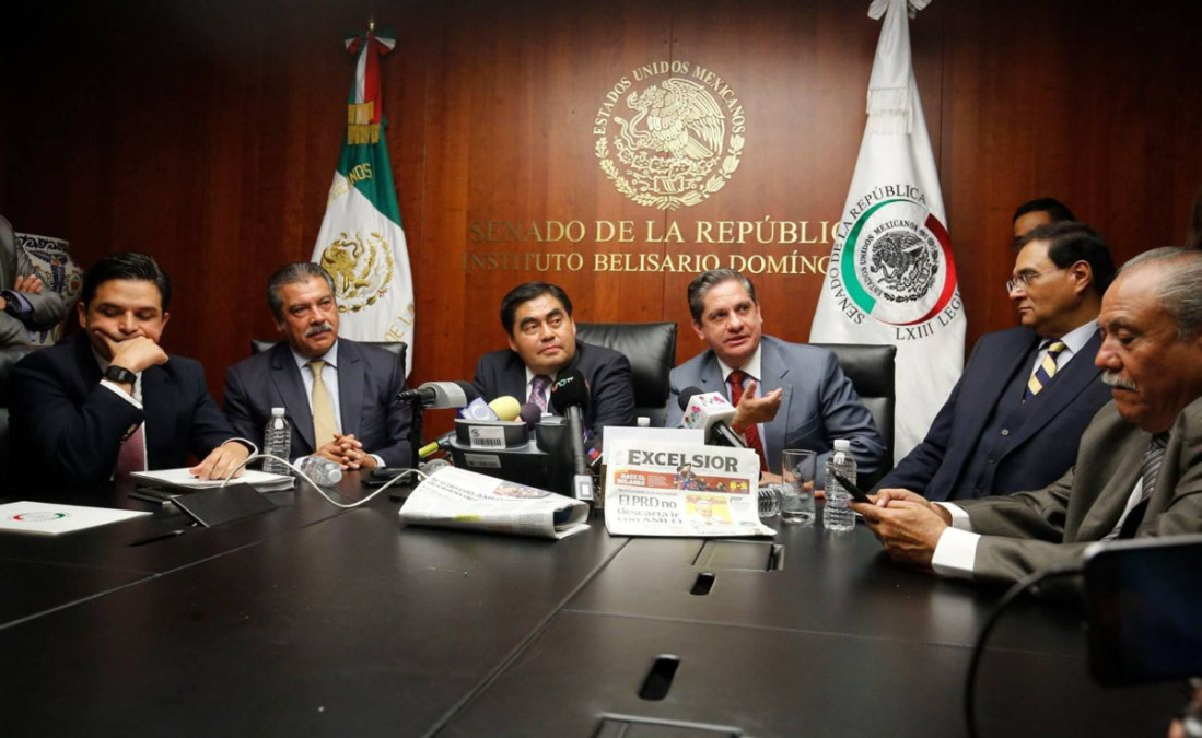 Considera improcedente la TEPJF impugnación de Barbosa