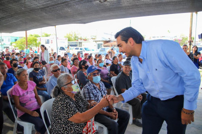 Recibieron más de 450 colonos de Territorial Campestre al Alcalde Carlos Peña Ortiz 