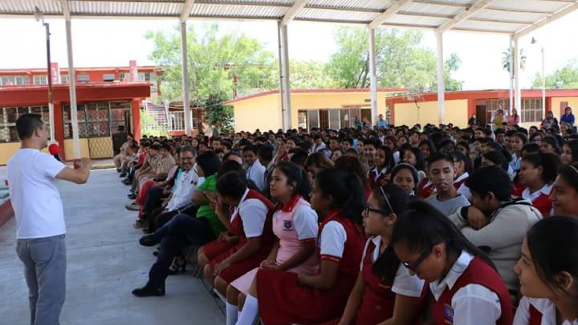 Continúan festejos del "Día del estudiante"