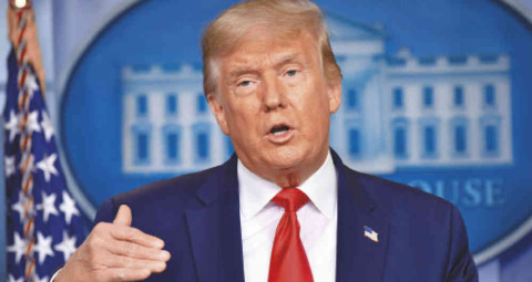 Trump acusa a FDA de retrasar vacunas contra COVID-19 con fines electorales 