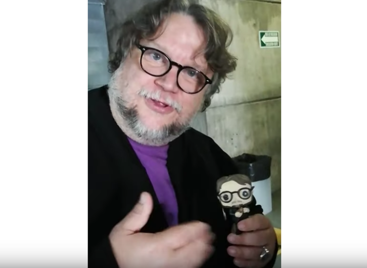 Audaz reportero de 8 años logra exclusiva con Guillermo Del Toro