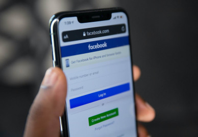 Filtran datos personales 500 millones de cuentas de Facebook 