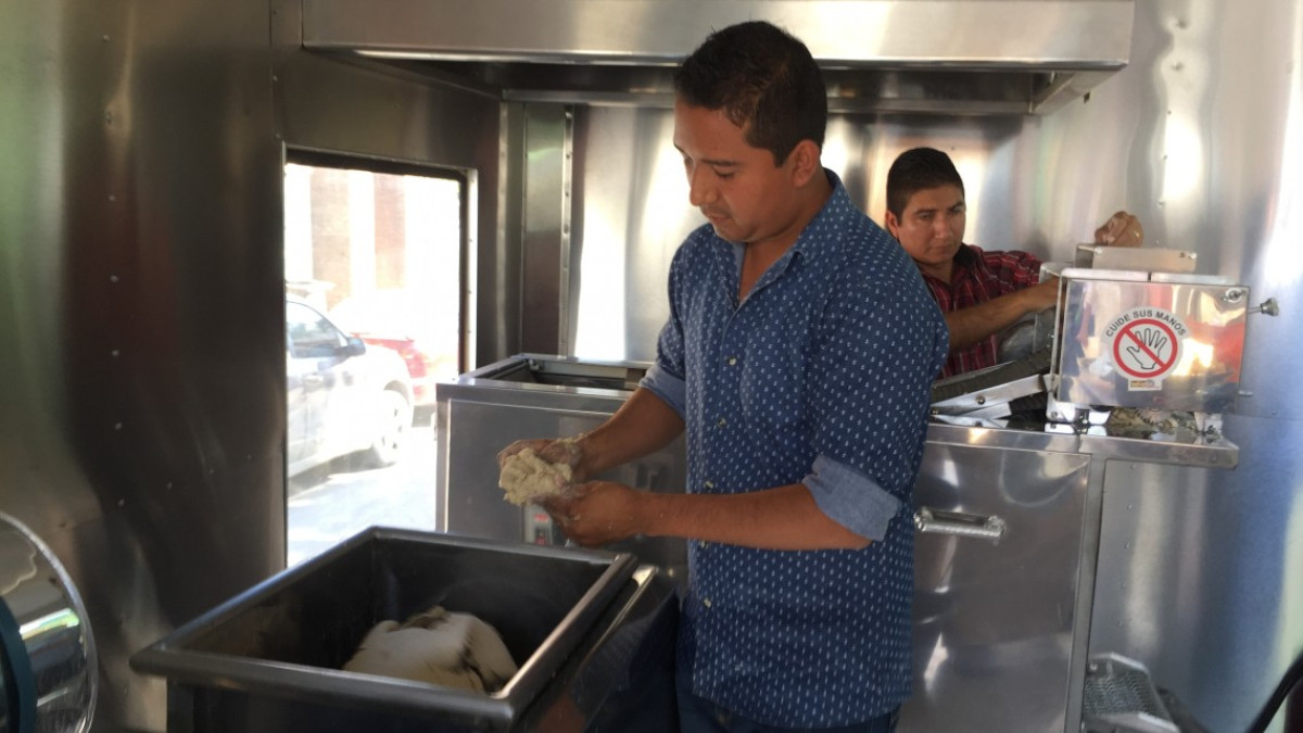 Promueven la elaboración de masa de tortilla a base de sorgo blanco