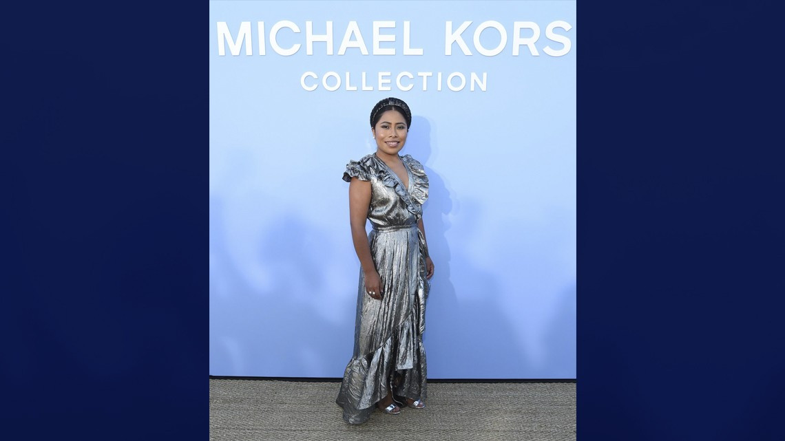 Yalitza Aparicio deslumbra en el desfile de Michael Kors en la NYFW
