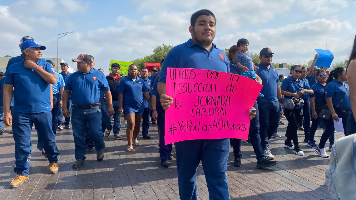 Marchan por mejores condiciones laborales 