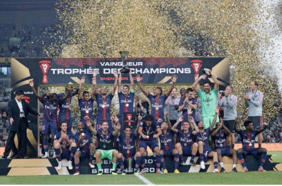 El PSG suma su primer trofeo de la temporada