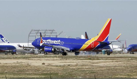 Aterriza de emergencia Boeing 737 MAX en Florida