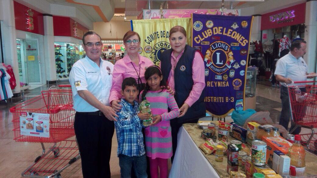 "Club de Leones" inicia recaudación de víveres en Soriana Morelos