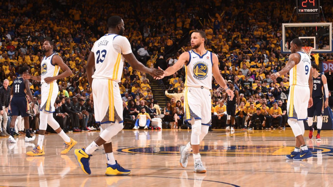 Warriors liquidan a los Pelicans y avanzan a la Final de la Conferencia Oeste