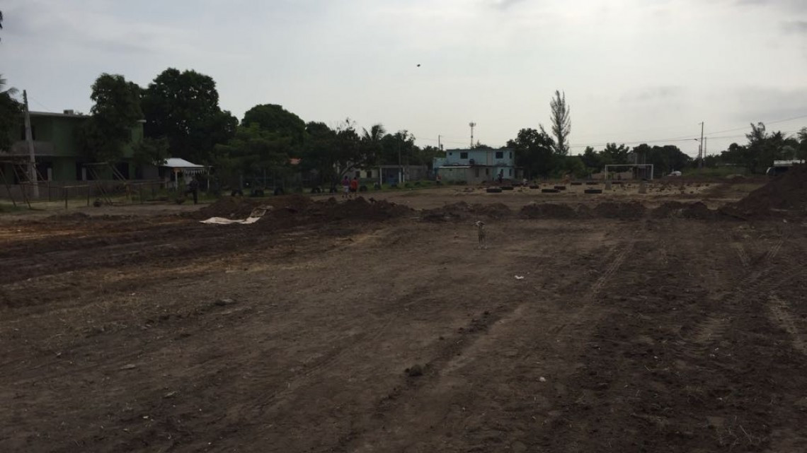 Vecinos piden se conserve un espacio deportivo en su área