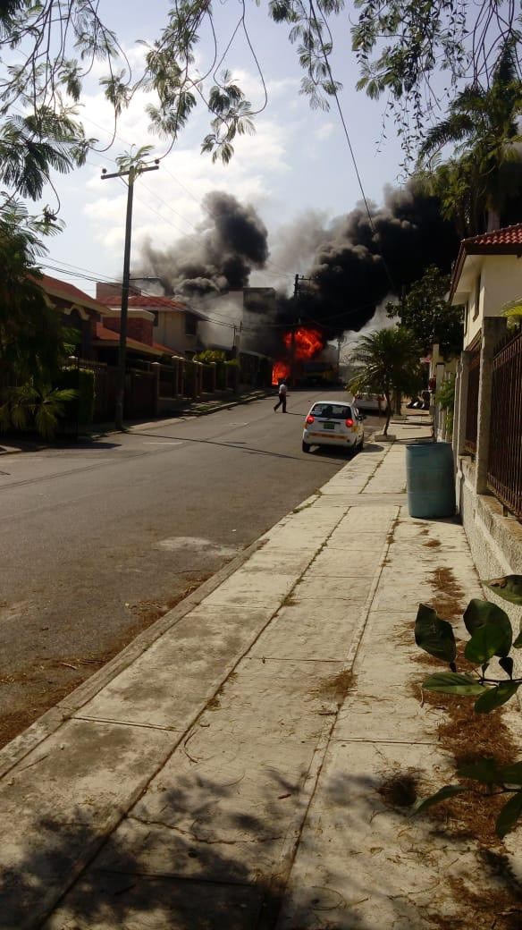 Explota pipa de gas y deja una persona lesionada