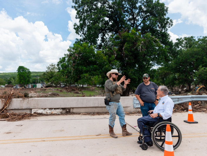 Aprueban asistencia federal para cinco condados más tras inundaciones en Texas