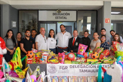 Recibió Alcalde de Reynosa donativo navideño de la FGR