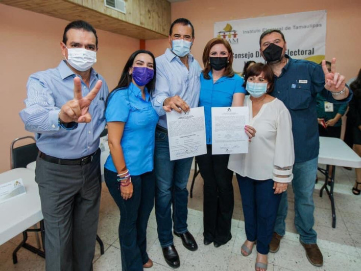 Recibe "Moyo" constancia de Diputado local electo 