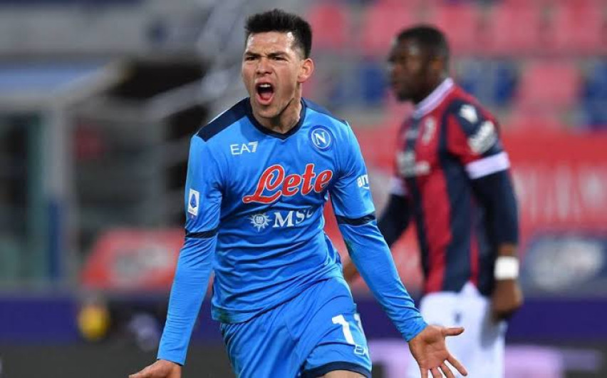 Hirving Lozano firma doblete en el Bologna-Napoli