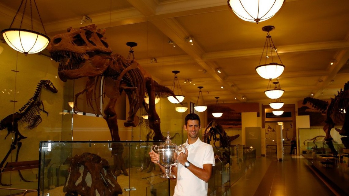 Djokovic repartió donas en el metro de Nueva York
