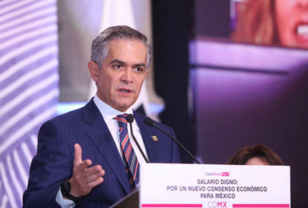 Salario mínimo de incrementarse cuanto antes: Mancera 