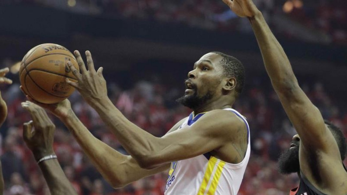 Warriors ganan el primer partido ante los Rockets en final Oeste de la NBA