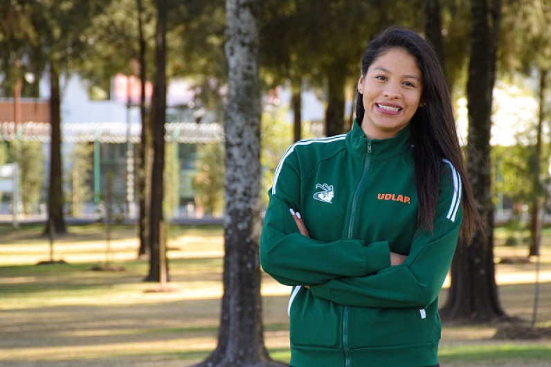 Seomara Sainz firma con liga italiana de voleibol