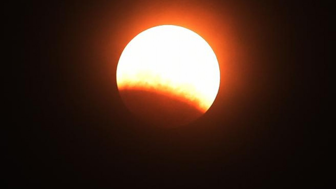 Así se vivió la superluna azul de sangre en el mundo