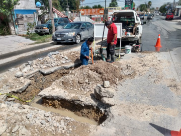 Reparó COMAPA fugas de agua potable en Jarachina Norte