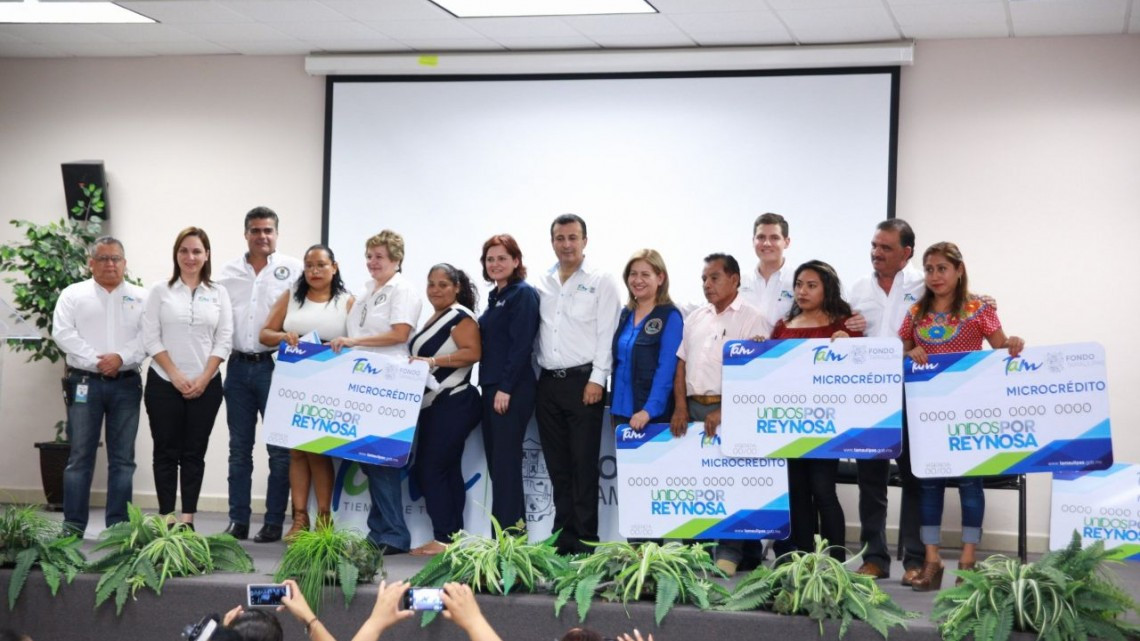 Gobierno del estado entregó 9.7 mdp en créditos a emprendedores