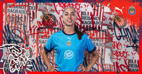 Chivas Femenil presenta jersey de visitante
