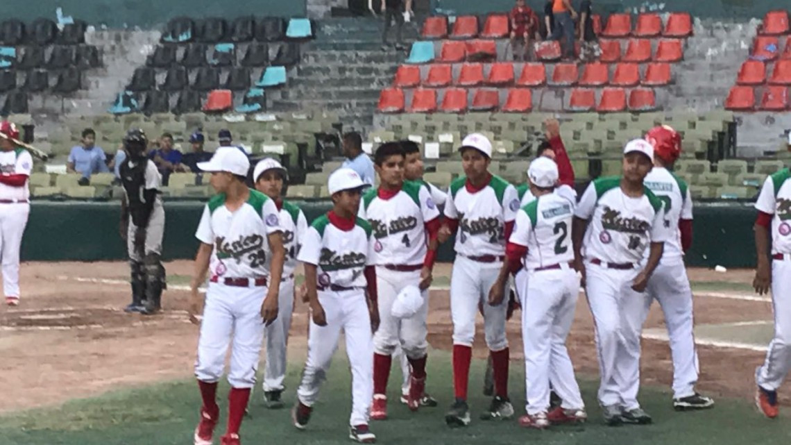 México consigue su primera victoria 