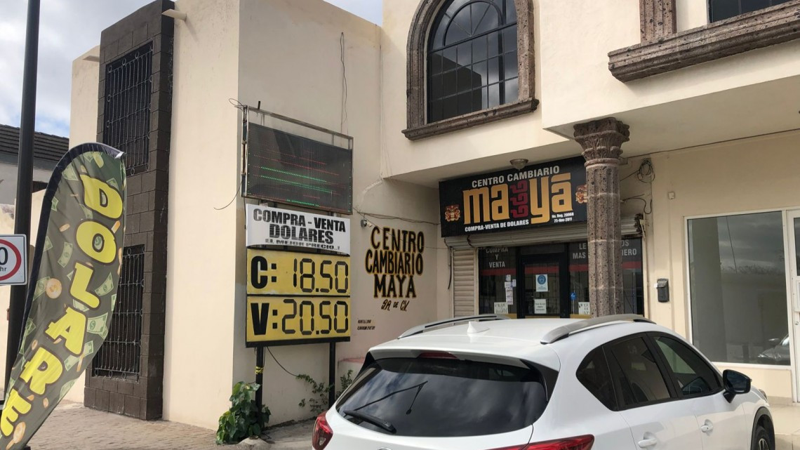 Reabren puentes con poca afluencia vehicular y peatonal.