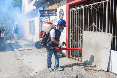 Alerta alcalde de Nuevo Laredo a ciudadanía ante casos de dengue 