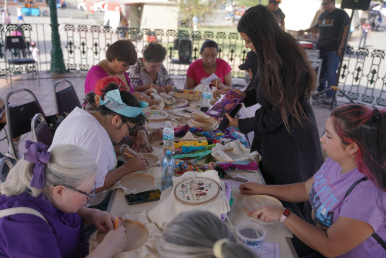 Invita INMUJER a disfrutar de la ´Mercadita la RED´ en Plaza Hidalgo