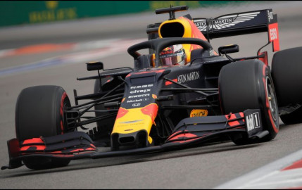 Max Verstappen se coloca de líder en la segunda práctica del Gran Premio de Rusia 