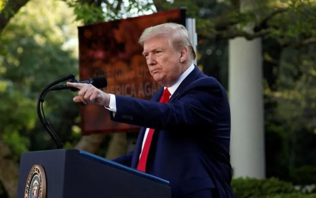 Continuará el cierre de fronteras con Europa hasta que la situación mejore: Trump