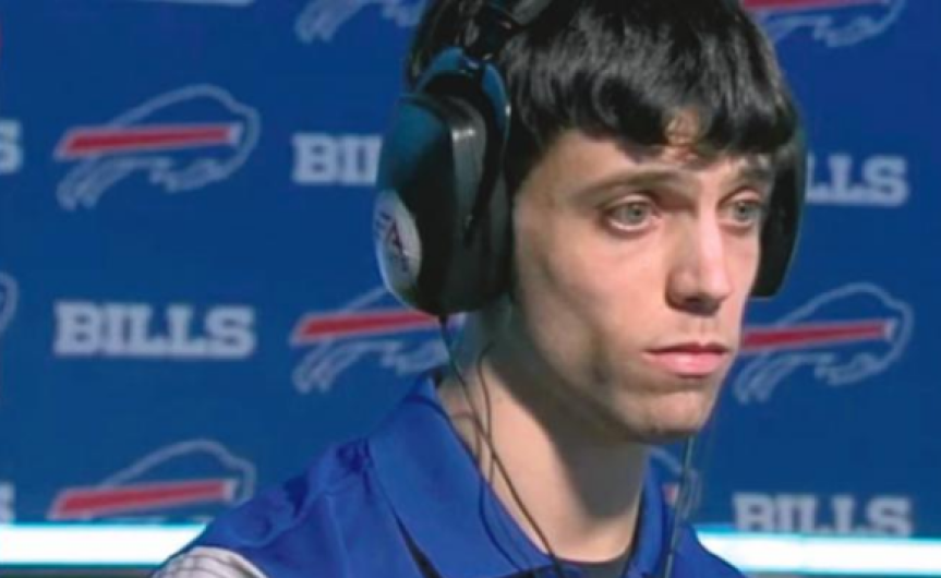 Era diferente porque no era sociable para nada, dicen sobre autor de tiroteo en Florida