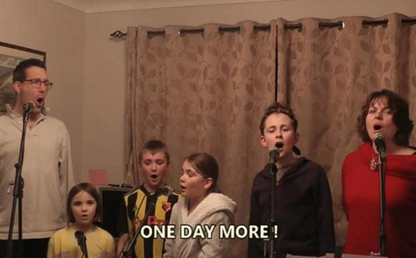 “Un día más...”, así cantan Los Marsh en esta cuarentena