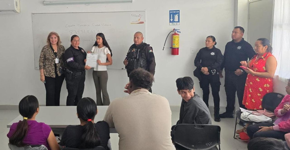 Brinda Guardia Estatal de Género plática preventiva contra adicciones