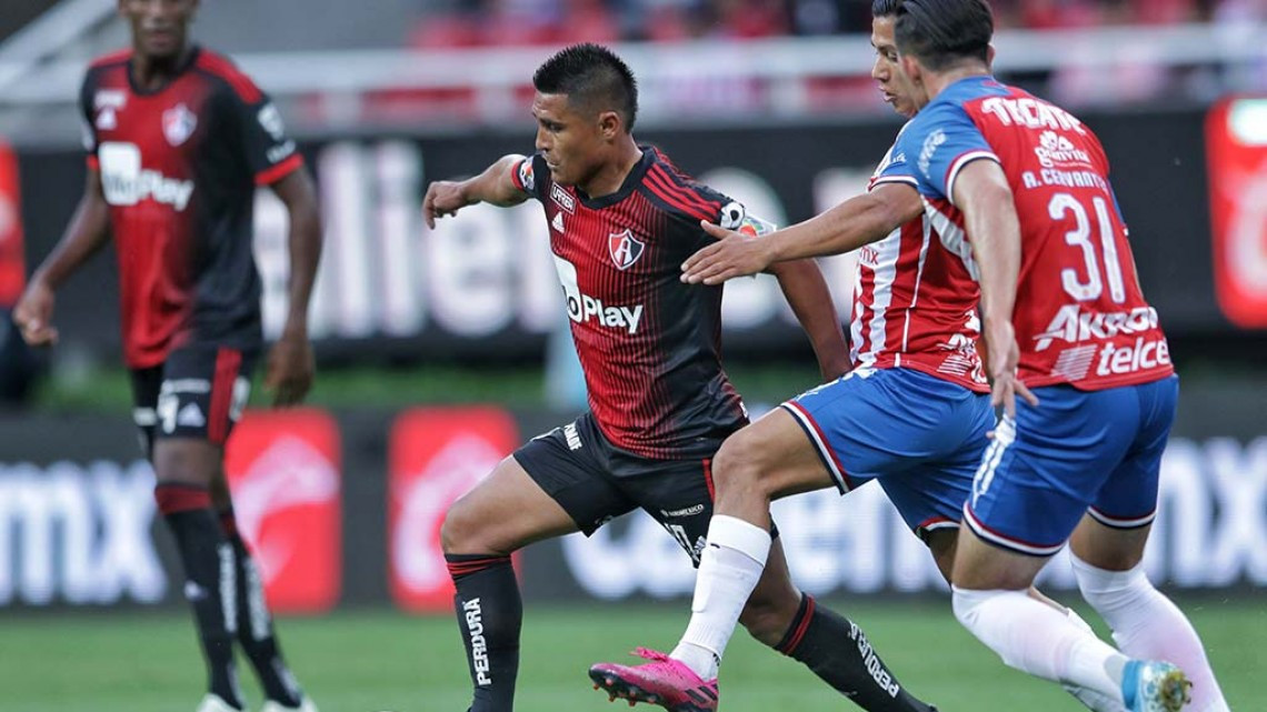 Chivas se impone por la mínima y se lleva el clásico tapatío 