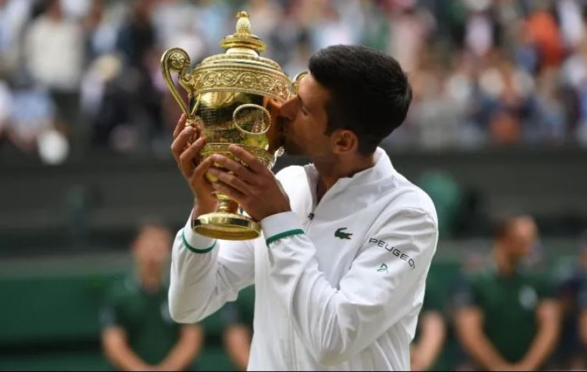 Conquista Novak Djokovic Wimbledon e iguala a Federer y Nadal 