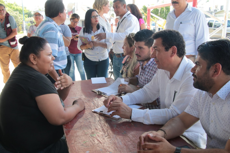 Lleva alcalde Mario López beneficios a familias, a través del programa “Bienestar en tu colonia”   