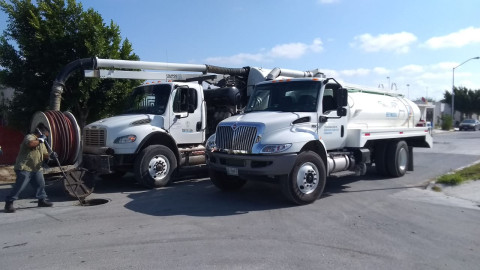 Coordinan Obras Públicas y COMAPA sondeo a red sanitaria